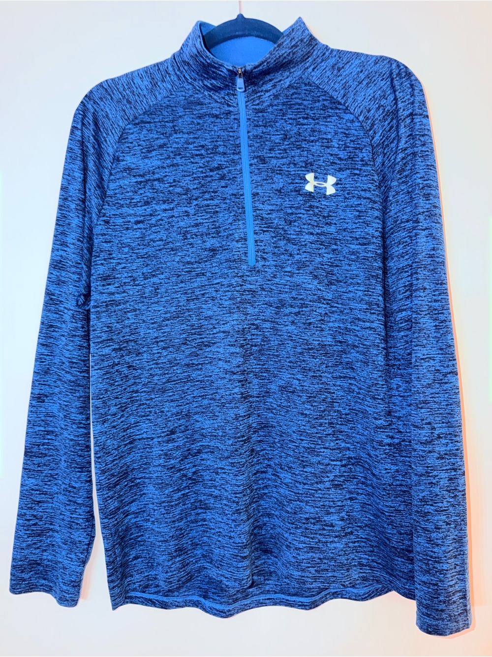 Under Armour Men’s Blue Heather 1/4 Zip Rash Guard Pullover